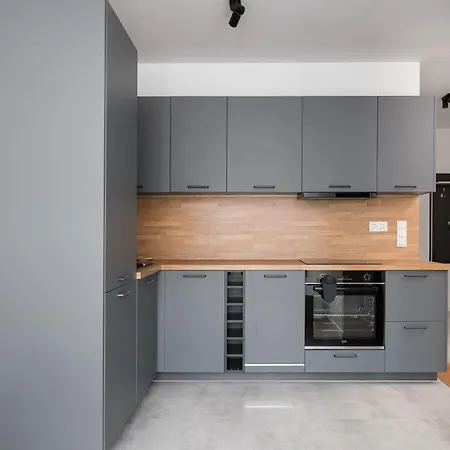 Wola Karlinskiego Homely By Bookinghost Apartamento *