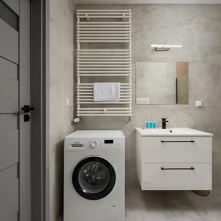 Wola Karlinskiego Homely By Bookinghost Apartamento *